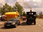 DSCF7926.JPG - ...a právě jede okolo další zajímavý parní samohyb, parní nákladní automobil vyrobený ve Škodě Plzeň v licenci anglické firmy Sentinel.